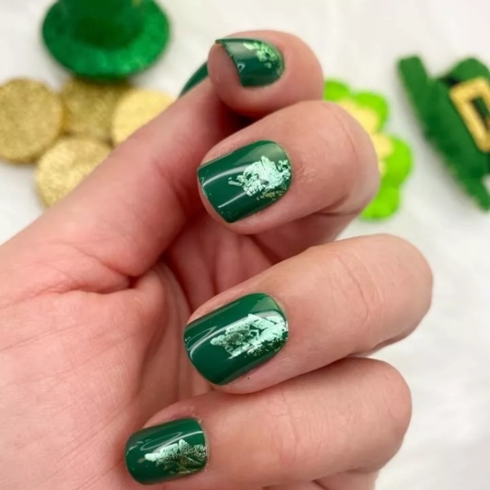 ☘️ Nail Dash: Shamrockin’ Patty Press-on Manicure 💅